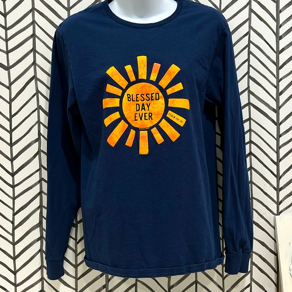 🌷3 Tops for $18 - “Blessed Every Day” Blue Basic LS Fruit of the Loom Tee, Sz S